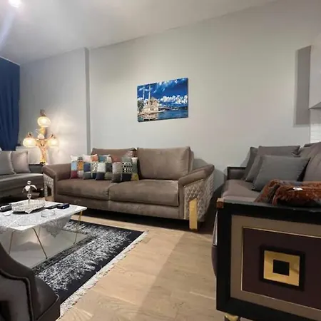 Nice Air Conditioning Apartment In Touristic Area *