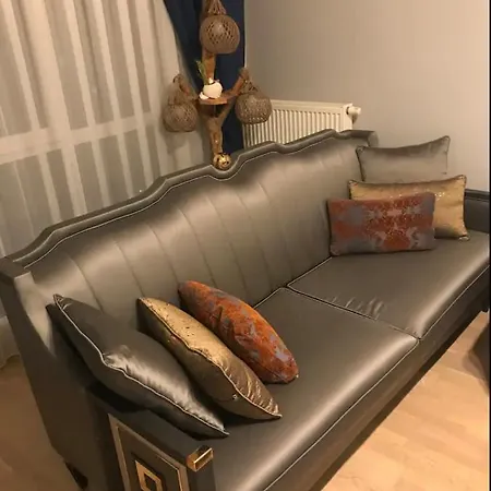 Nice Air Conditioning Apartment In Touristic Area *